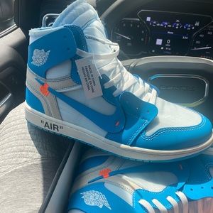 Off-White UNC Jordan 1